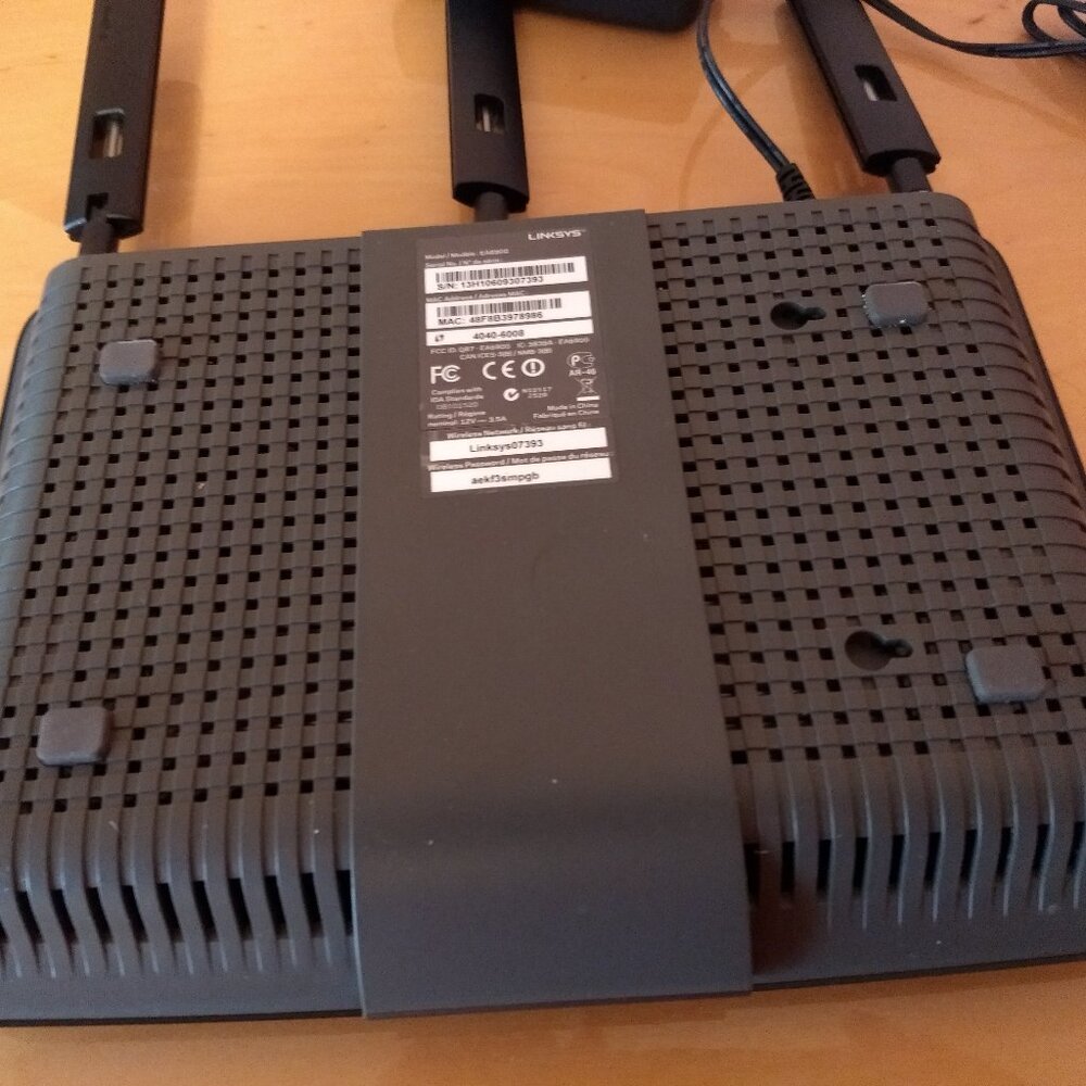 Linksys AC1900 Wi-Fi Wireless Dual-Band+ Router - Picture 2 of 5